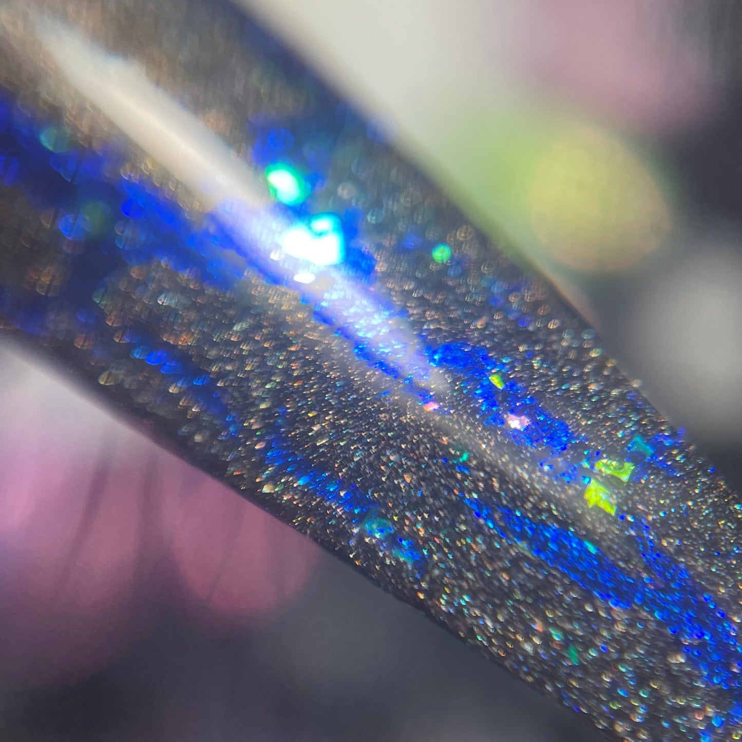 Labubu Cracked Up-HOLO CRACKLE