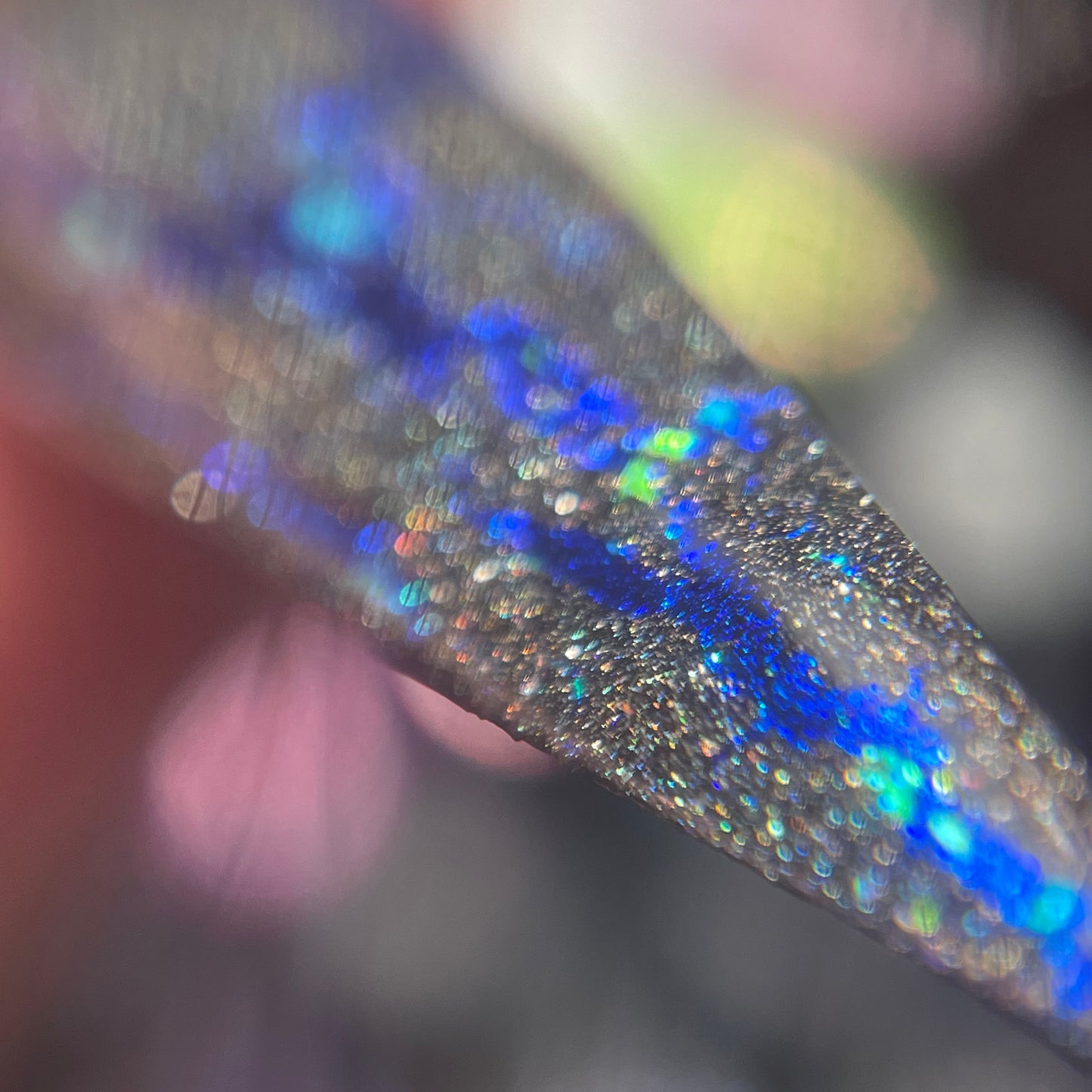 Labubu Cracked Up-HOLO CRACKLE