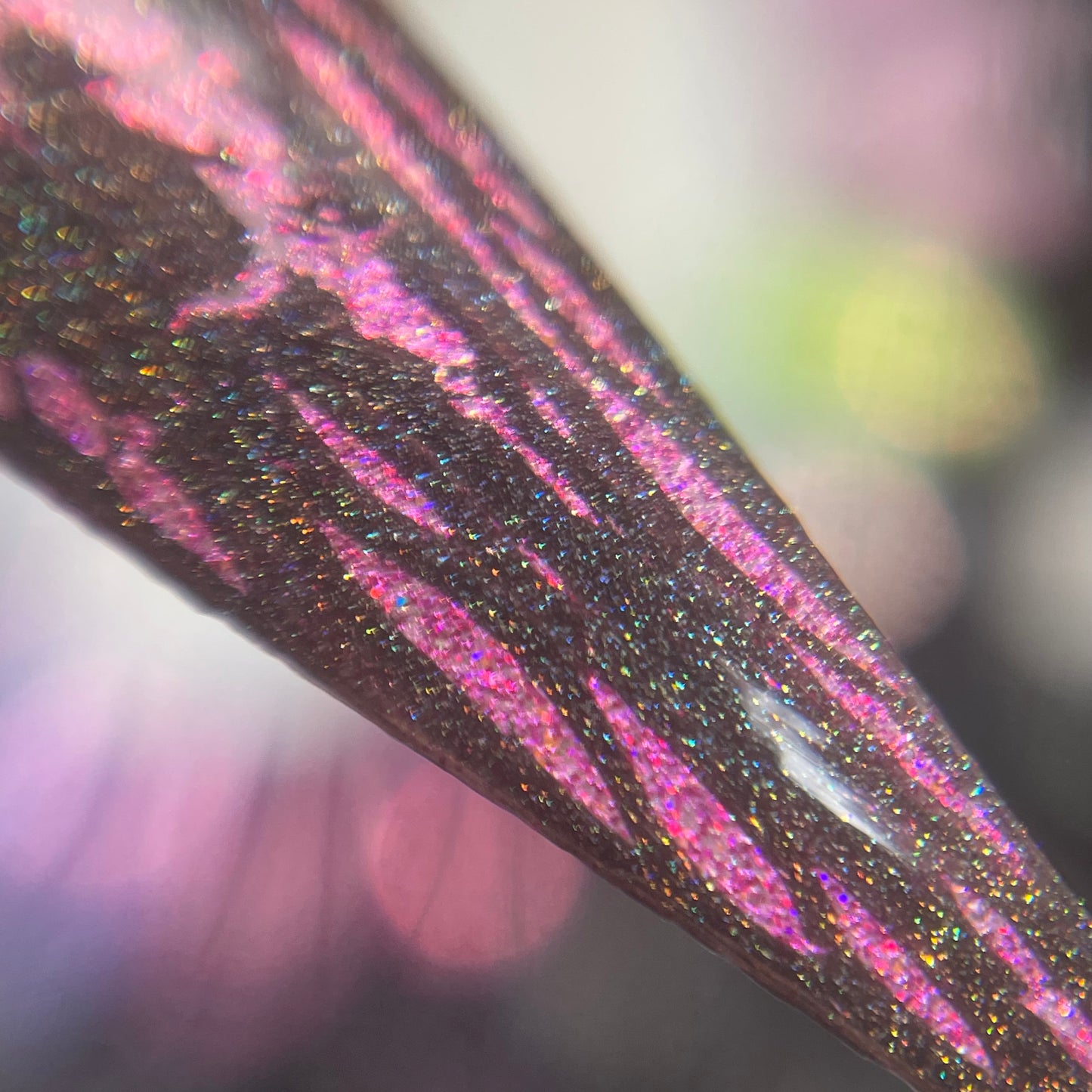 Labubu Cracked Up-HOLO CRACKLE