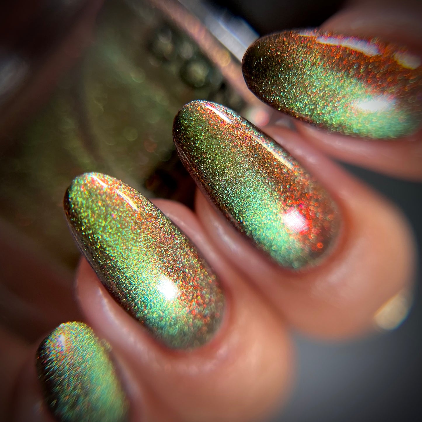 Mythical Fantasy - Multichrome Magnetic Exclusive